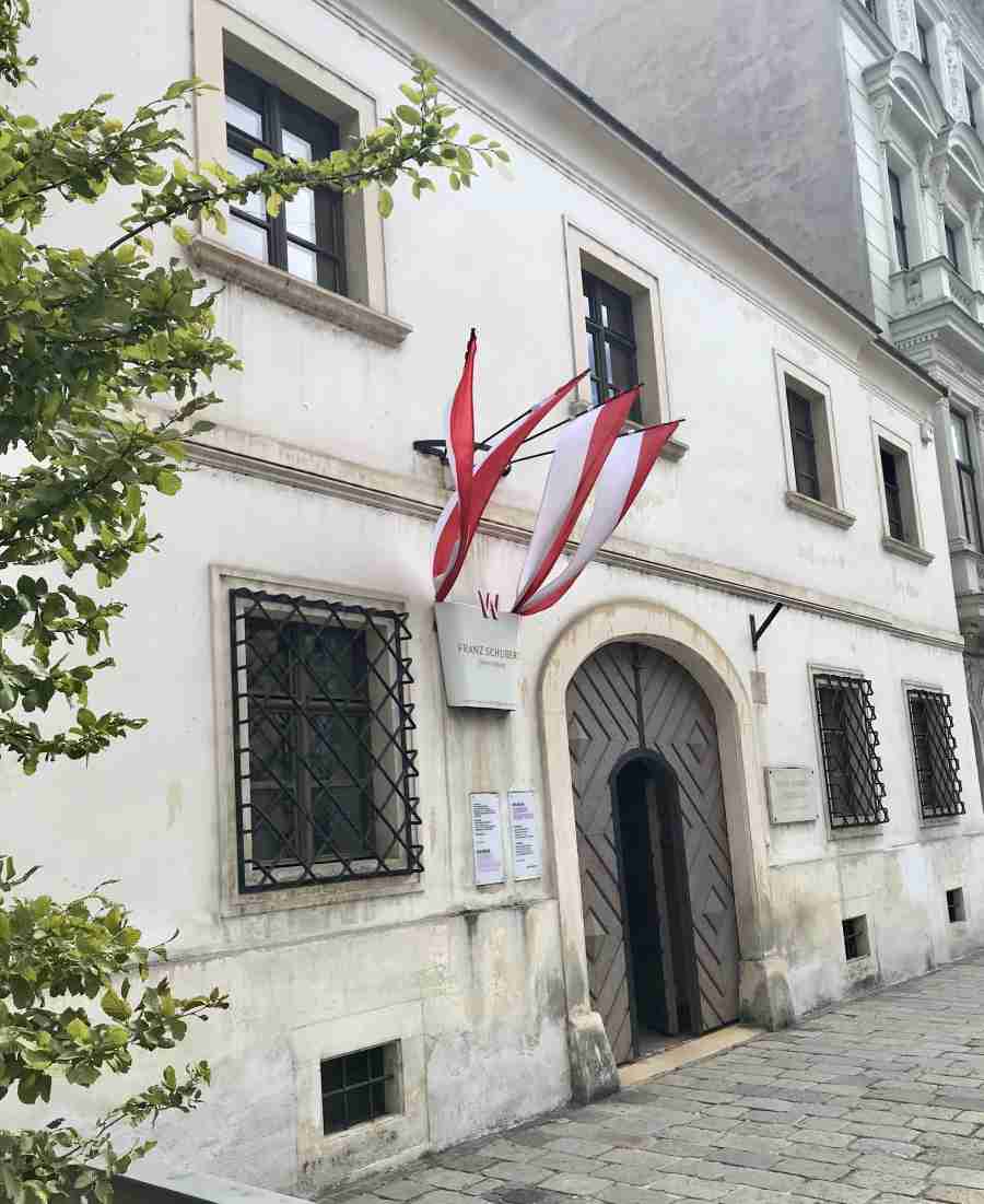 Schubert's birthplace 1.jpg